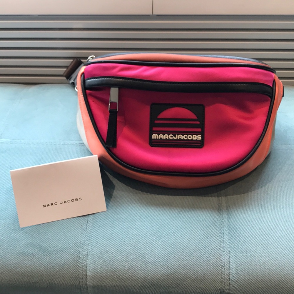 Marc Jacobs Fanny pack AUTHENTIC !!!!!